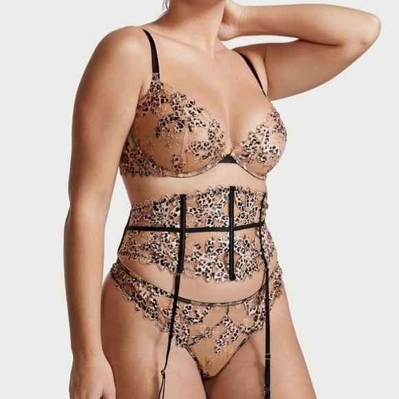 Victoria secret floral embroidery waist cincher new in package M/L - Picture 2 of 8